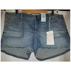 Light Jean Shorts from Torrid (tag on)